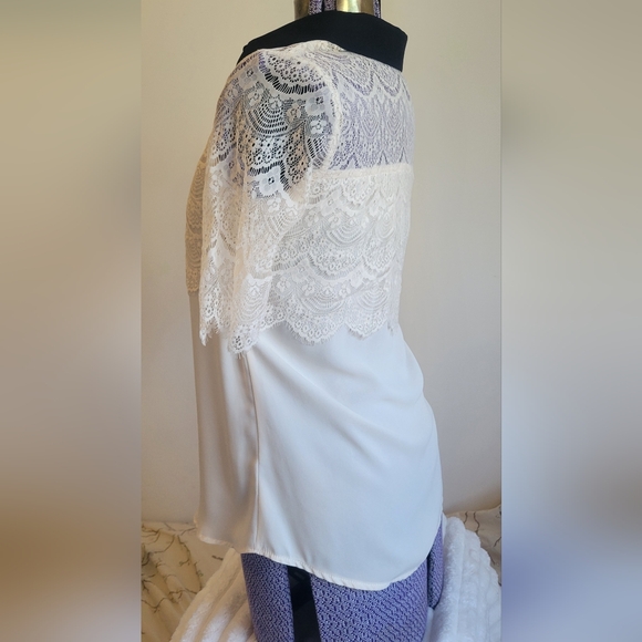 Lace top - Picture 4 of 6